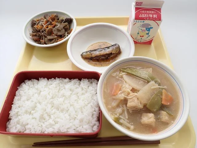 写真:6月5日(月曜)給食