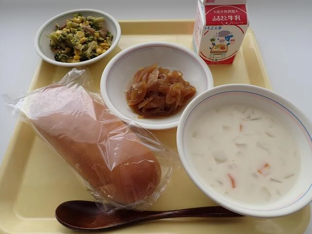 写真:4月25日(火曜)給食