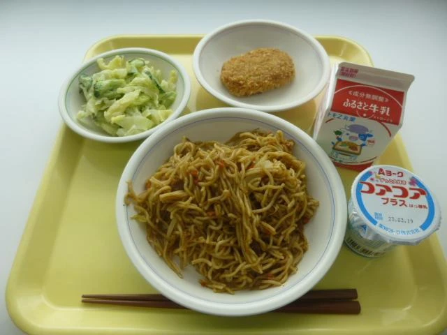 写真:3月6日(月曜)給食