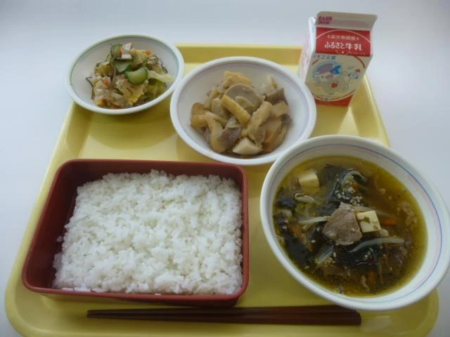 写真:2月6日(月曜)給食