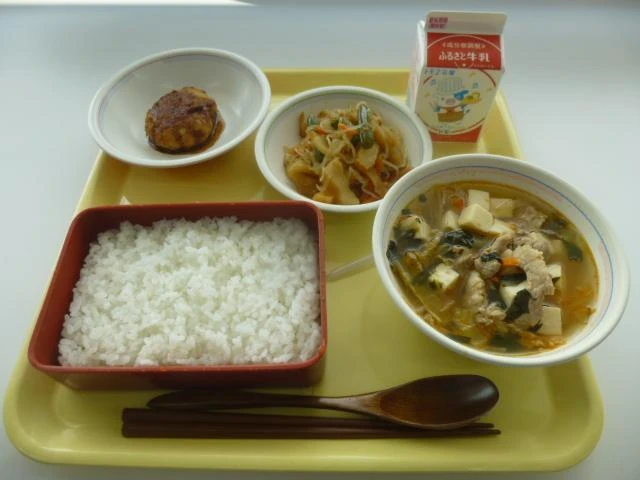 写真:2月8日(水曜)給食