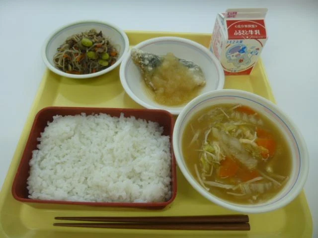 写真:2月13日(月曜)給食
