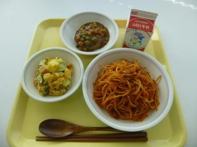 写真:11月17日(木曜)給食