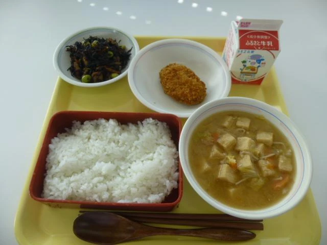 写真:11月18日(金曜)給食