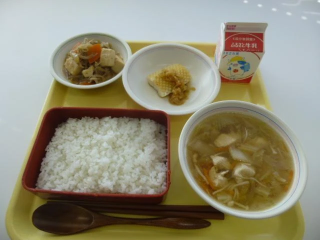 写真:11月22日(火曜)給食