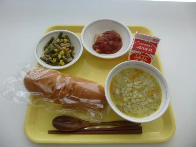 写真:10月11日(火曜)給食