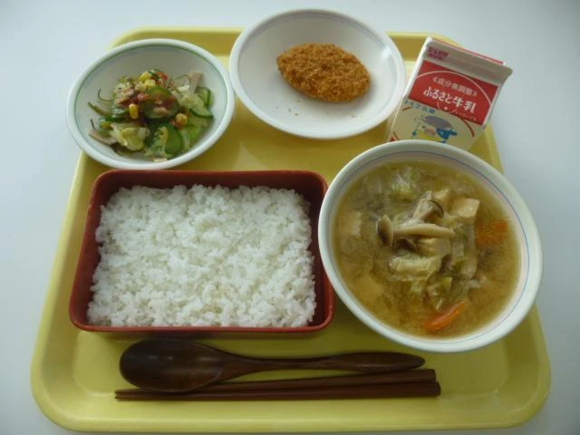 写真:10月27日(木曜)給食