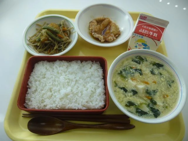 写真:10月31日(月曜)給食