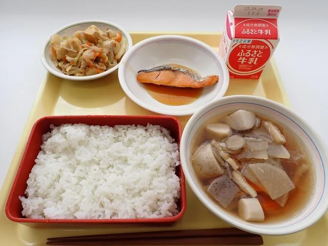 写真:9月19日(火曜)給食