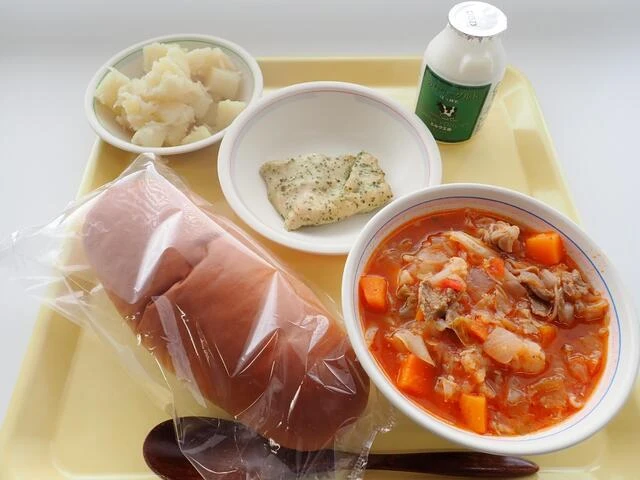 写真:5月12日(金曜)給食