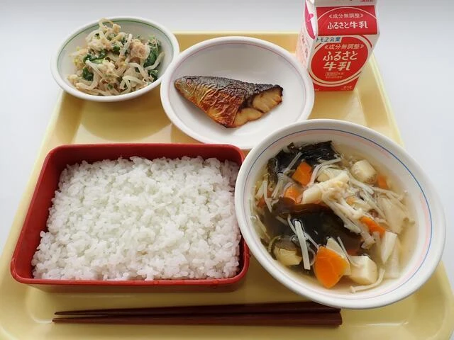 写真:4月18日(火曜)給食