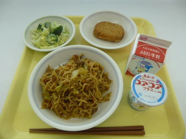 写真:3月7日(火曜)給食