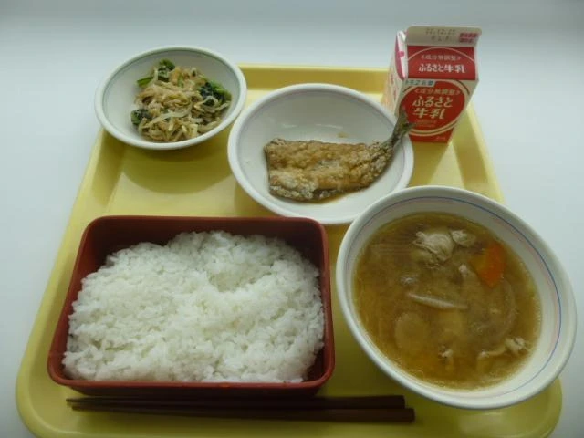 写真:12月13日(火曜)給食