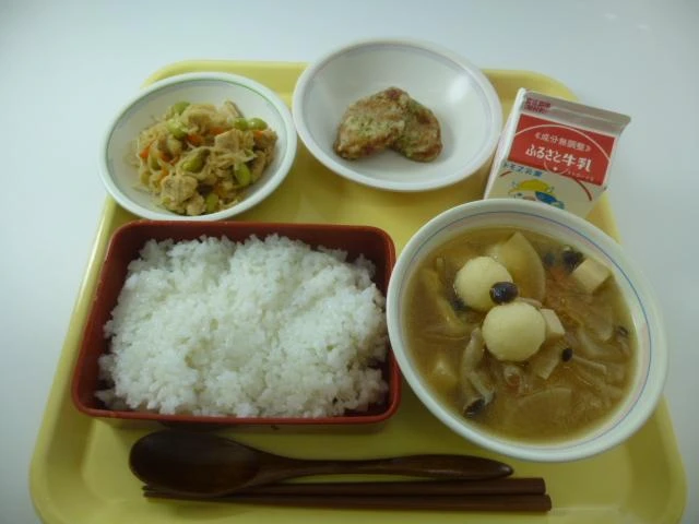 写真:11月16日(水曜)給食
