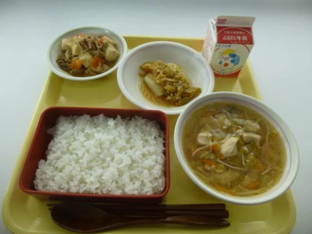 写真:11月28日(月曜)給食