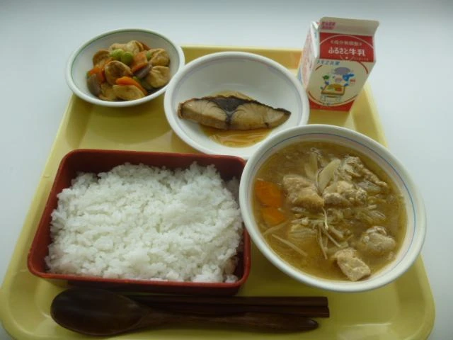 写真:11月30日(水曜)給食
