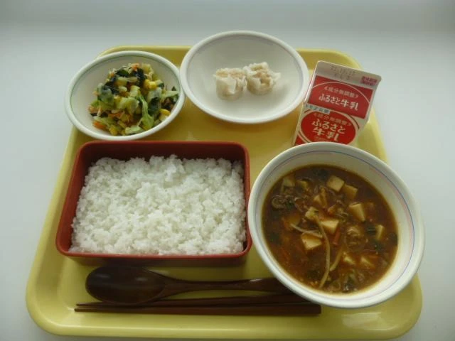 写真:10月3日(月曜)給食