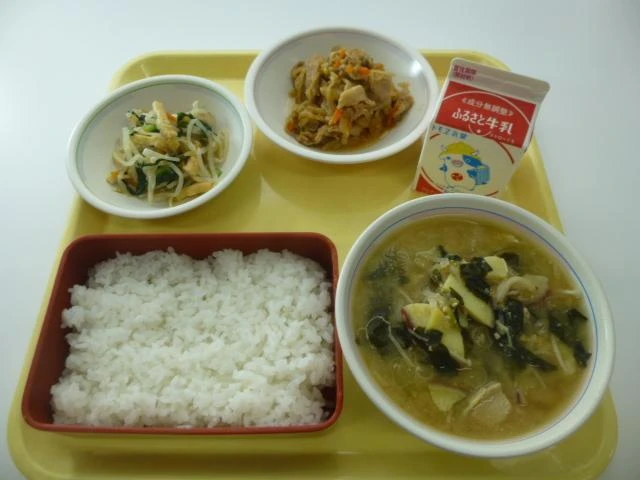 写真:10月17日(月曜)給食