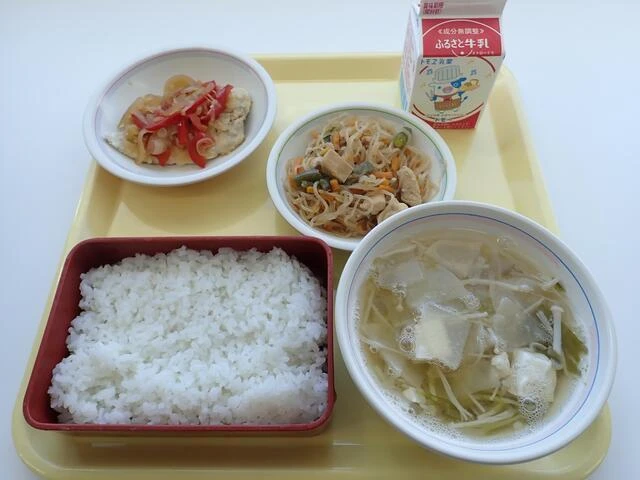 写真:8月25日(金曜)給食