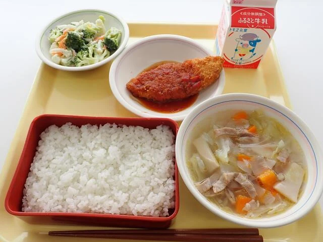 写真:6月26日(月曜)給食