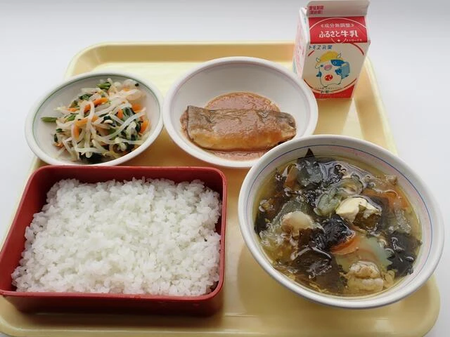 写真:5月1日(月曜)給食