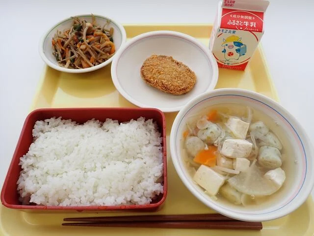 写真:5月9日(火曜)給食