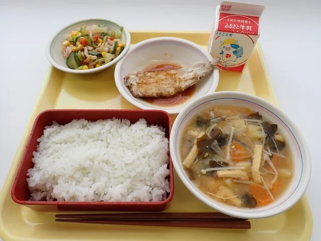 写真:5月11日(木曜)給食