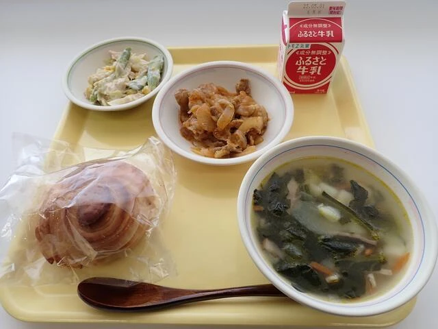 写真:4月19日(水曜)給食