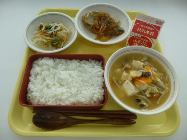 写真:11月1日(火曜)給食