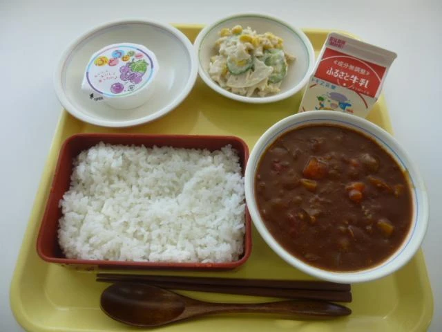 写真:11月8日(火曜)給食