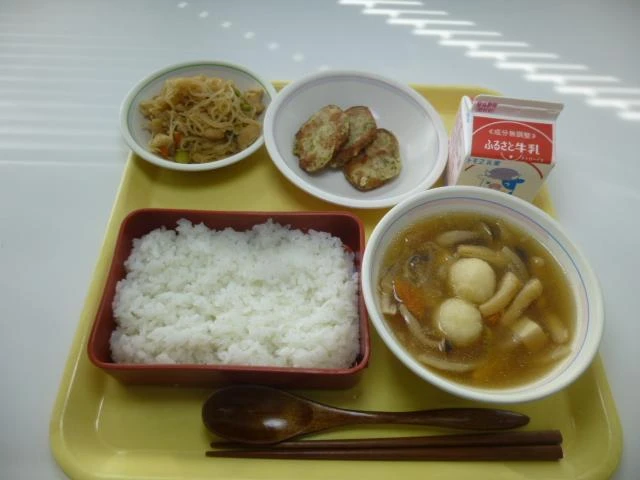 写真:11月17日(木曜)給食