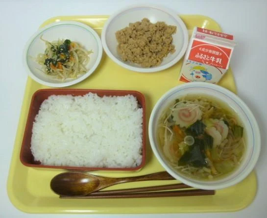 写真:10月13日(木曜)給食