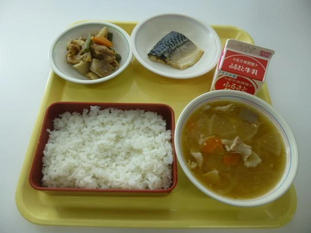 写真:10月18日(火曜)給食