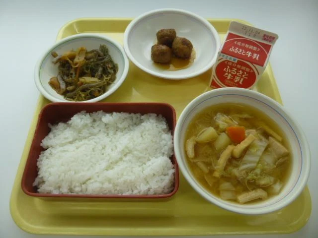 写真:10月25日(火曜)給食