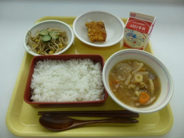 写真:5月17日(火曜)給食