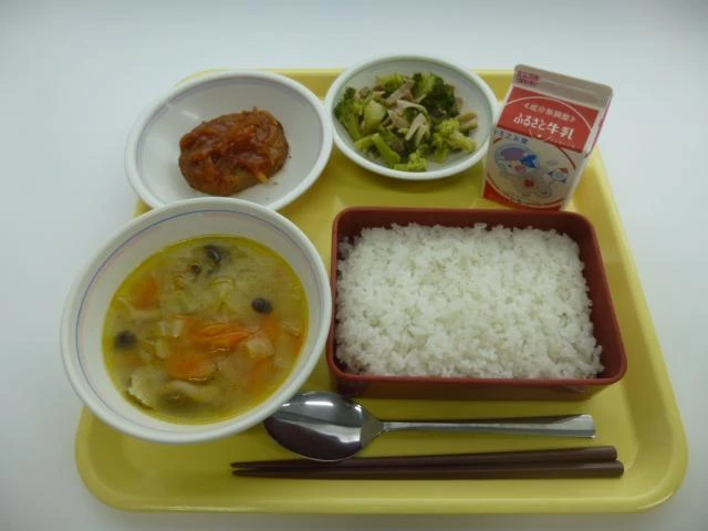 写真:4月18日(月曜)給食
