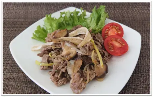 写真：牛肉の和風マリネ