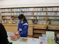 写真：守谷中学校　職場体験の様子2
