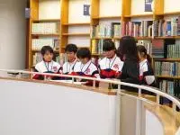 写真：愛宕中学校　職場体験の様子1