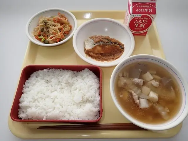 写真:10月25日(水曜)給食