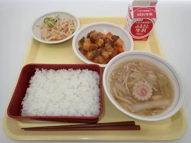 写真:10月26日(木曜)給食