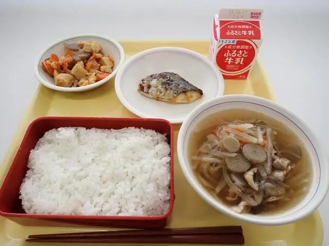 写真:10月5日(木曜)給食