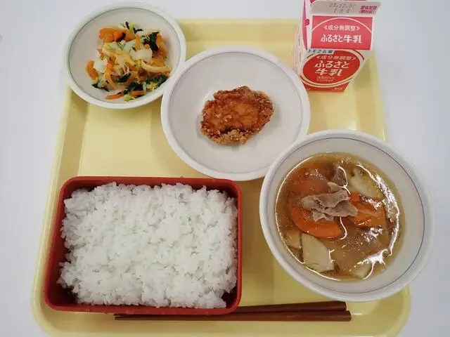 写真:11月27日(月曜)給食