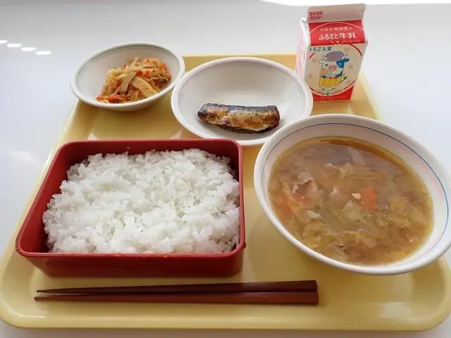 写真:11月9日(木曜)給食