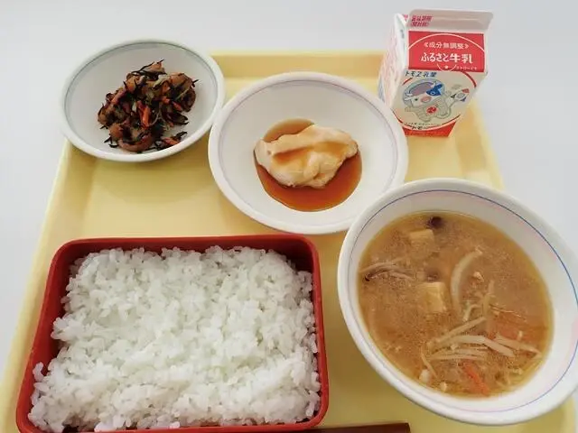 写真:11月13日(月曜)給食