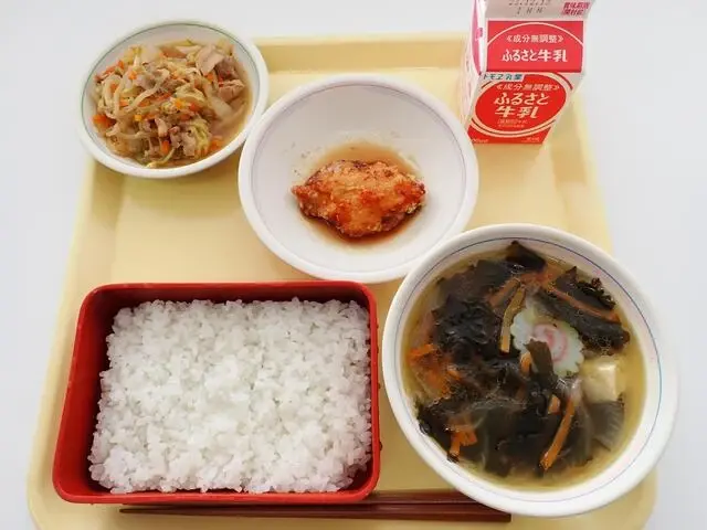 写真:12月1日(金曜)給食