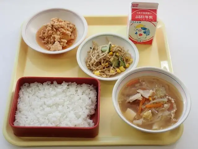 写真:12月4日(月曜)給食