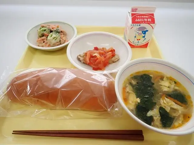 写真:12月5日(火曜)給食