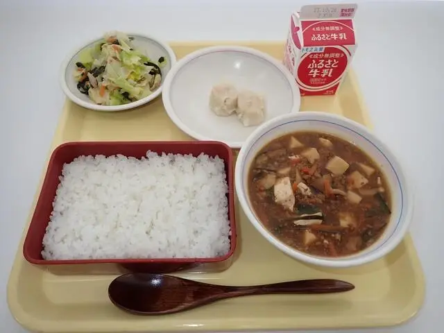 写真:10月16日(月曜)給食