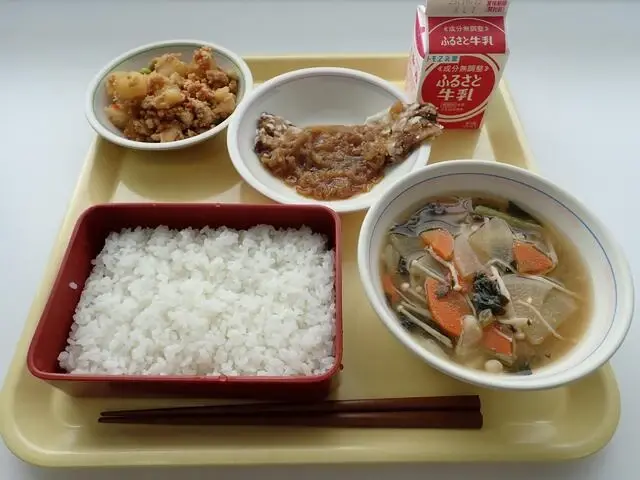 写真:10月26日(木曜)給食